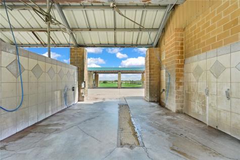 547 E Orange Avenue Orange Grove TX 78372