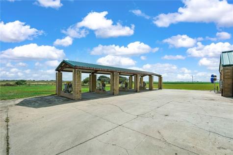 547 E Orange Avenue Orange Grove TX 78372