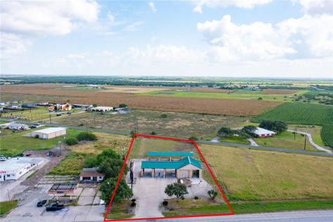 547 E Orange Avenue Orange Grove TX 78372