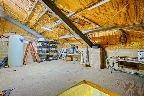 547 E Orange Avenue Orange Grove TX 78372