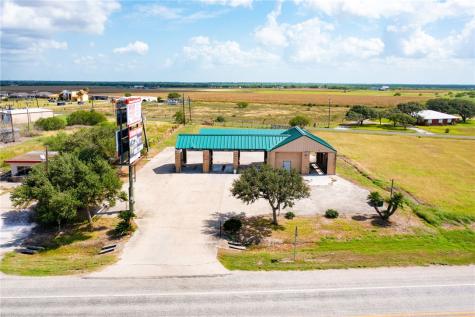547 E Orange Avenue Orange Grove TX 78372