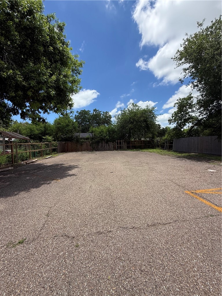 816 S 19th Street Corpus Christi TX 78405
