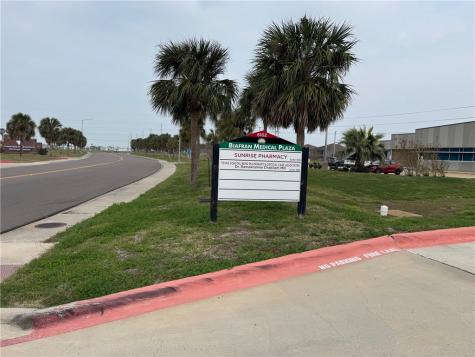 6102 Parkway Drive Corpus Christi TX 78414