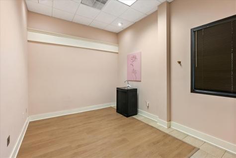 214 N Washington Street Beeville TX 78102