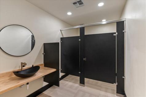 214 N Washington Street Beeville TX 78102