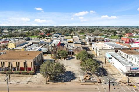 214 N Washington Street Beeville TX 78102