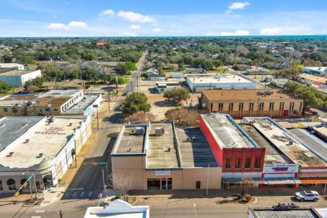 214 N Washington Street Beeville TX 78102