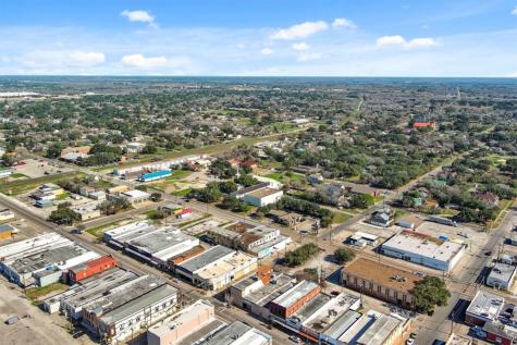 214 N Washington Street Beeville TX 78102