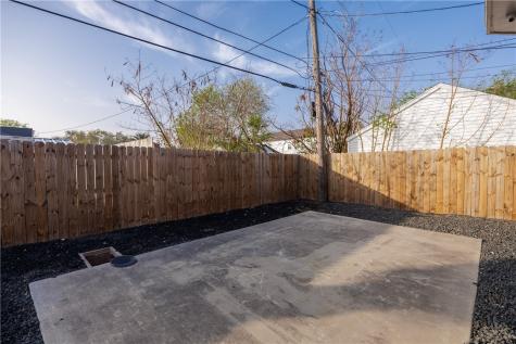 525 Clifford Street Corpus Christi TX 78404