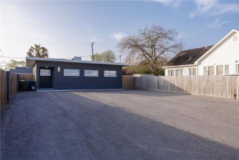 525 Clifford Street Corpus Christi TX 78404