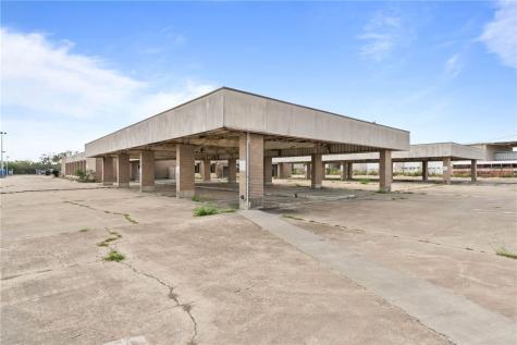 1126 Airport Road Alice TX 78332