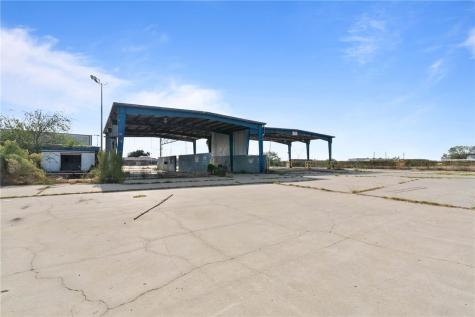 1126 Airport Road Alice TX 78332
