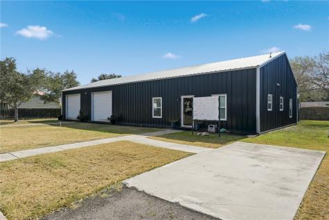 806 Locke Street Woodsboro TX 78393