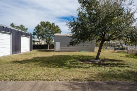 806 Locke Street Woodsboro TX 78393