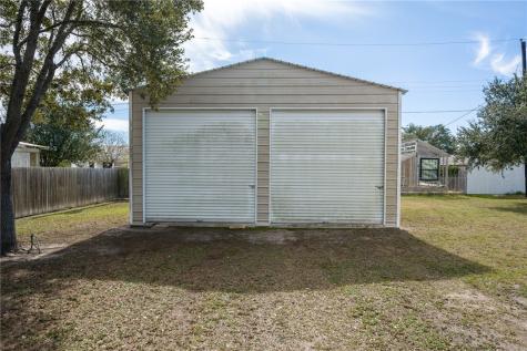 806 Locke Street Woodsboro TX 78393