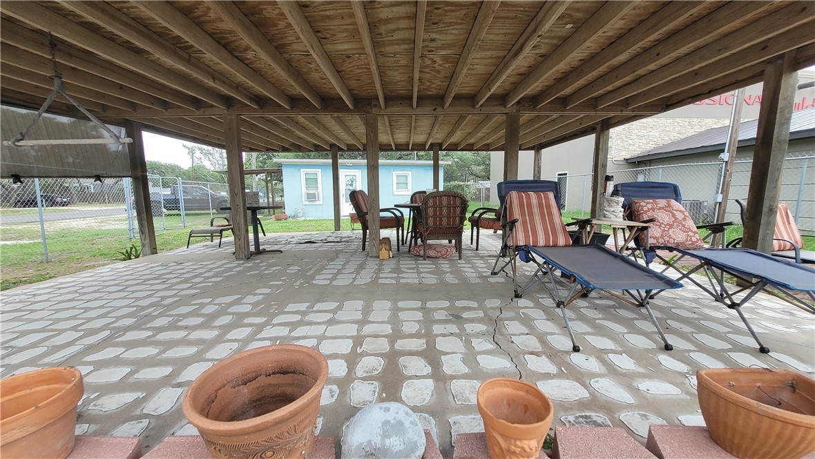 108 N Hood Street Rockport TX 78382