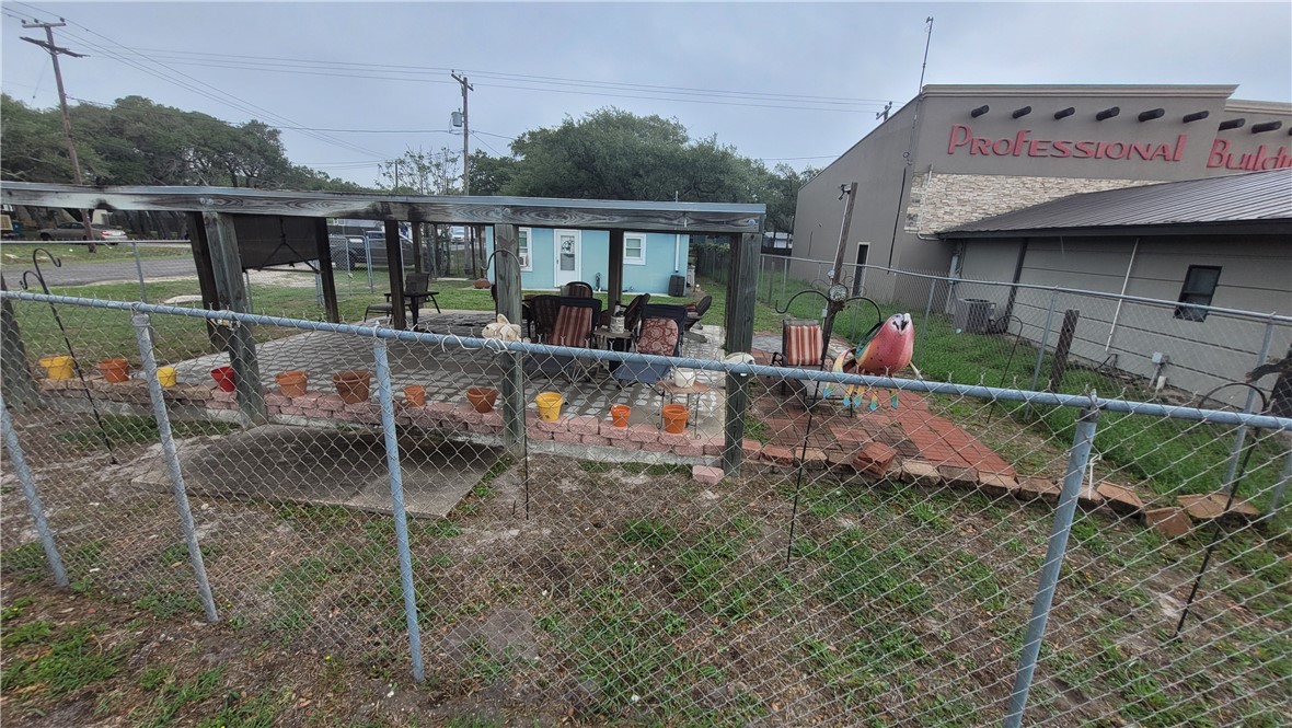 108 N Hood Street Rockport TX 78382