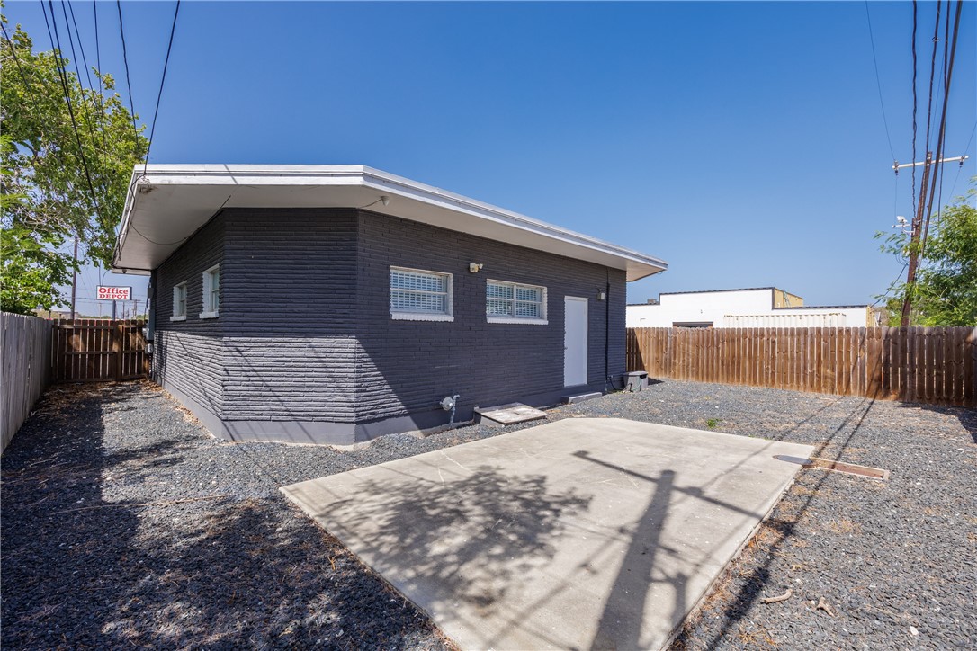 525 Clifford Street Corpus Christi TX 78404