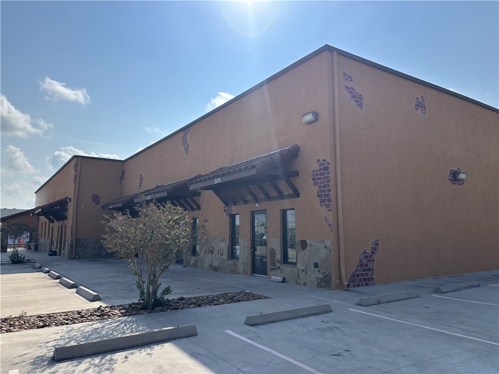 6917 S Staples Street 101 Corpus Christi TX 78413