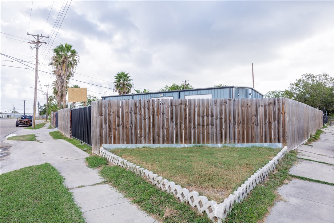 4058 Lou Street Corpus Christi TX 78405