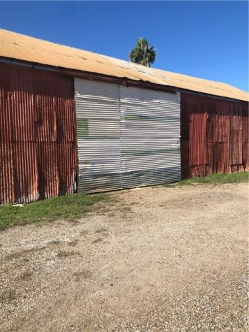 300 W Sinton Street Sinton TX 78387