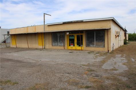 1508 S 6th Street Kingsville TX 78363