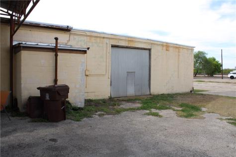 1508 S 6th Street Kingsville TX 78363
