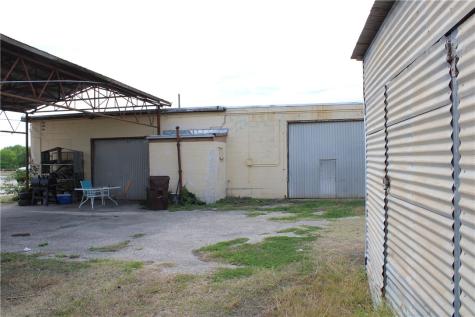 1508 S 6th Street Kingsville TX 78363
