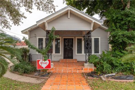 715 S Tancahua Street Corpus Christi TX 78401