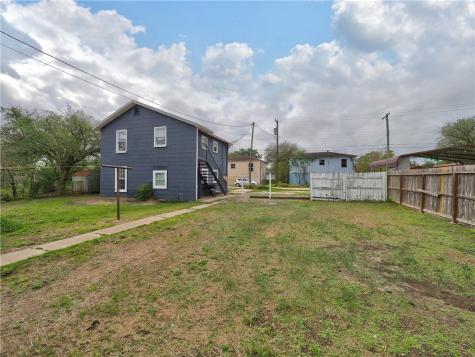 307 W Lee Avenue Kingsville TX 78363