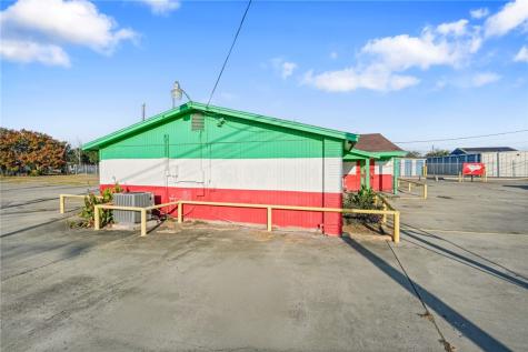 10136 Leopard Street Corpus Christi TX 78410