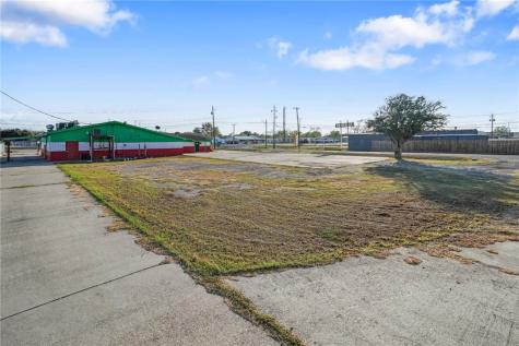 10136 Leopard Street Corpus Christi TX 78410