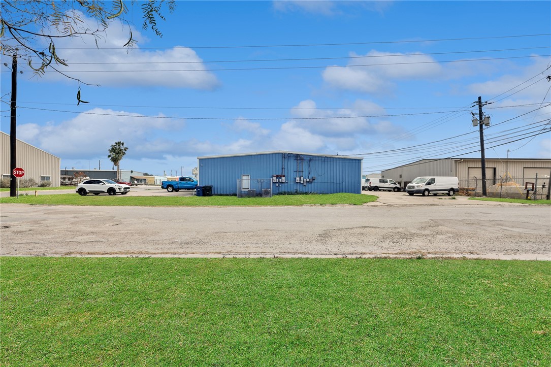 3801 Saturn Corpus Christi TX 78413