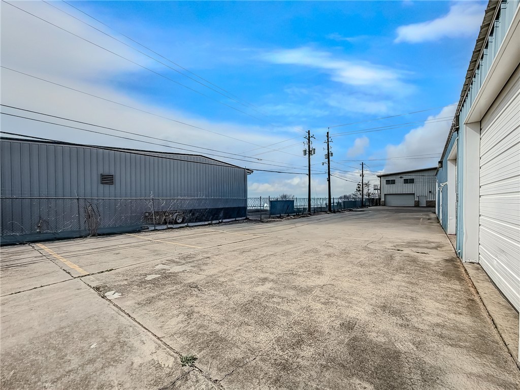 3801 Saturn Corpus Christi TX 78413