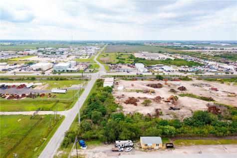 5102 Agnes Street Corpus Christi TX 78405