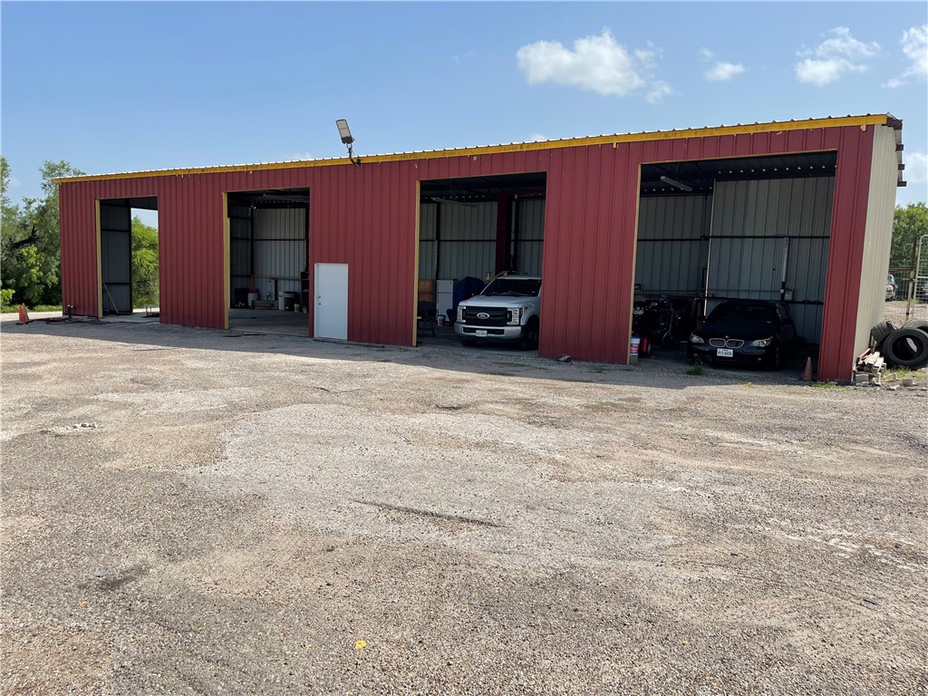 710 Katzfey Drive George West TX 78022