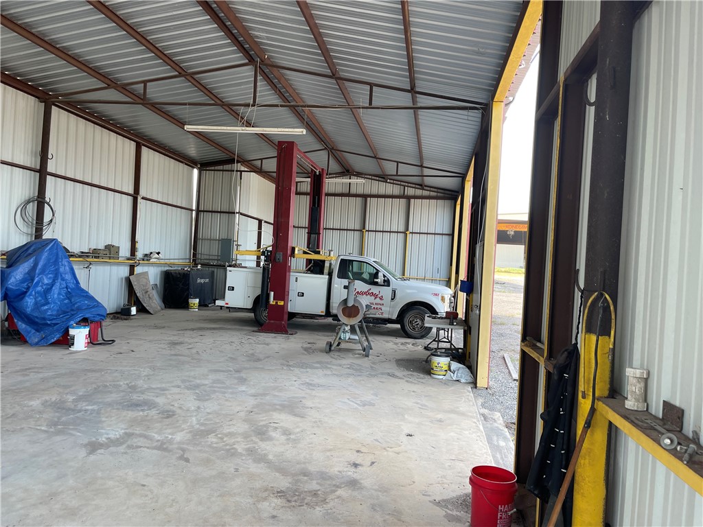 710 Katzfey Drive George West TX 78022
