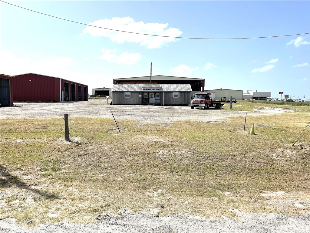 710 Katzfey Drive George West TX 78022