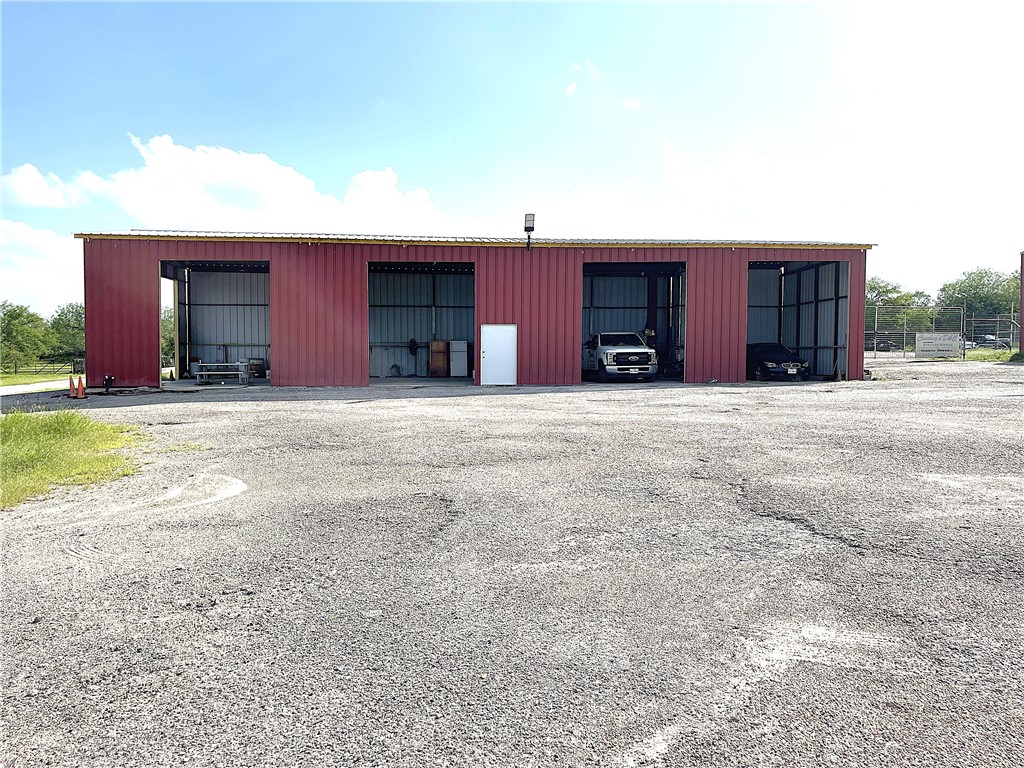 710 Katzfey Drive George West TX 78022