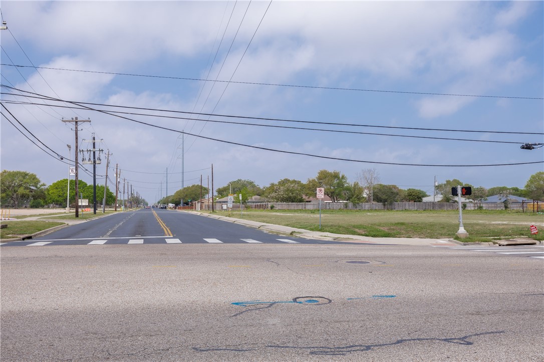 2250 Waldron Corpus Christi TX 78418