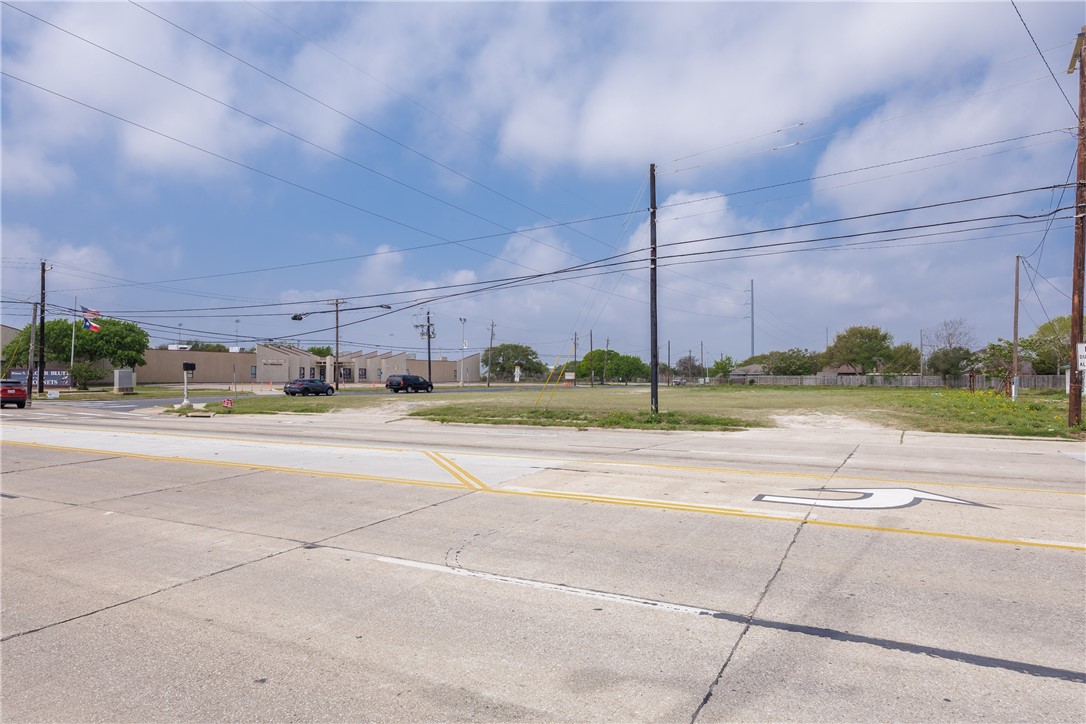 2250 Waldron Corpus Christi TX 78418