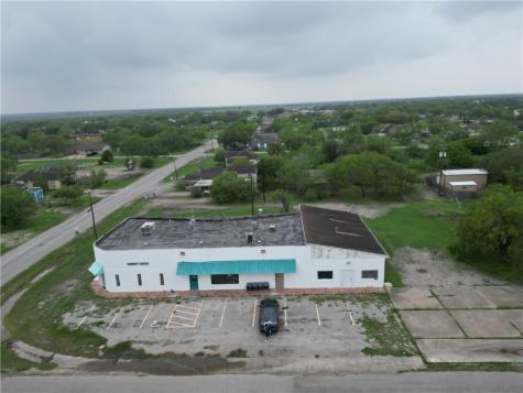301 W Main Street Bishop TX 78343