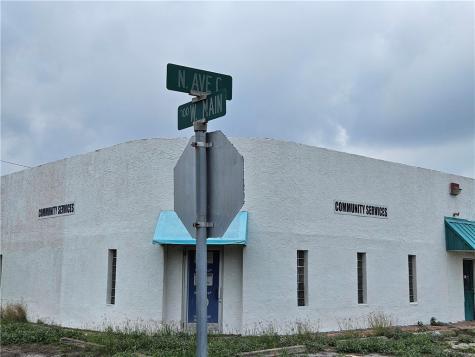 301 W Main Street Bishop TX 78343