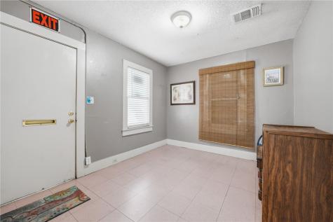 217 W Nelson Avenue Aransas Pass TX 78336