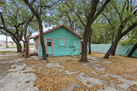 217 W Nelson Avenue Aransas Pass TX 78336