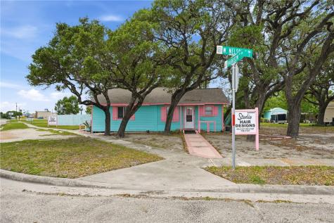 217 W Nelson Avenue Aransas Pass TX 78336