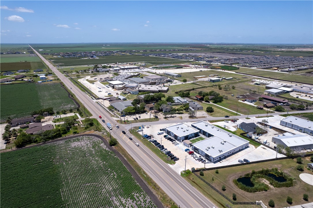 2494 County Road 33 Corpus Christi TX 78415