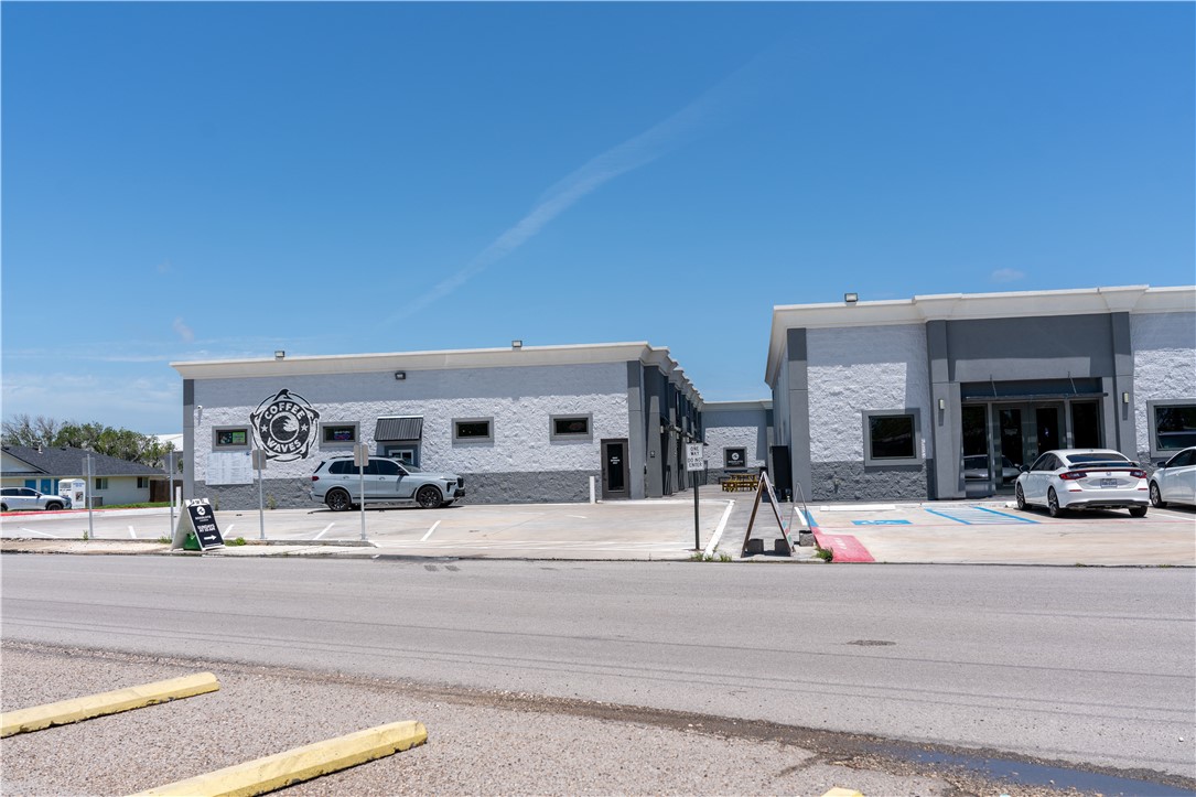 2494 County Road 33 Corpus Christi TX 78415