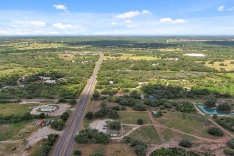 404 W Fm 351 Beeville TX 78102