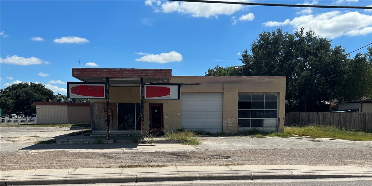 1100 N Texas Boulevard Alice TX 78332